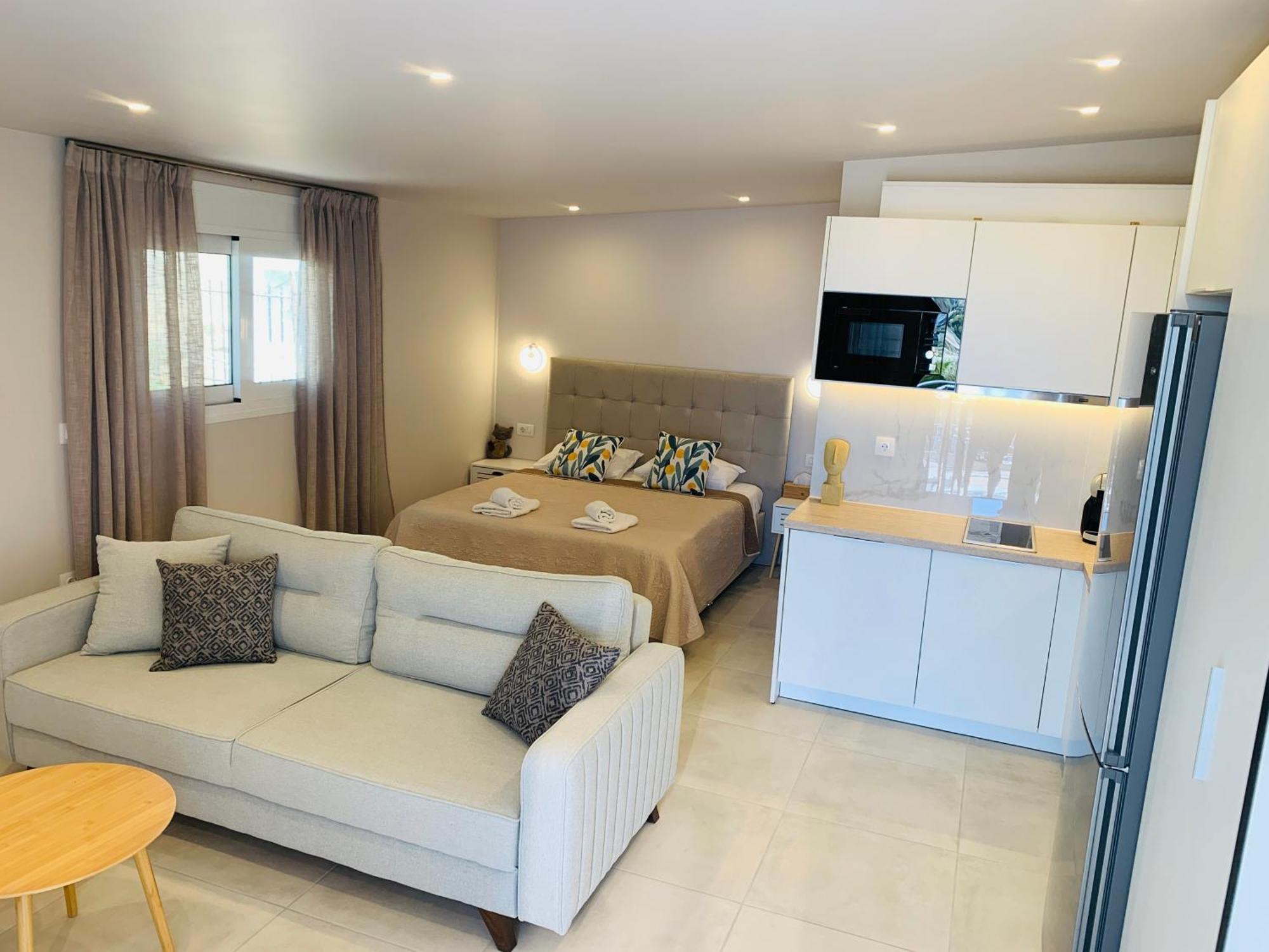 Thelfi Luxury studio in Attica - close to varkiza beach Vári Esterno foto