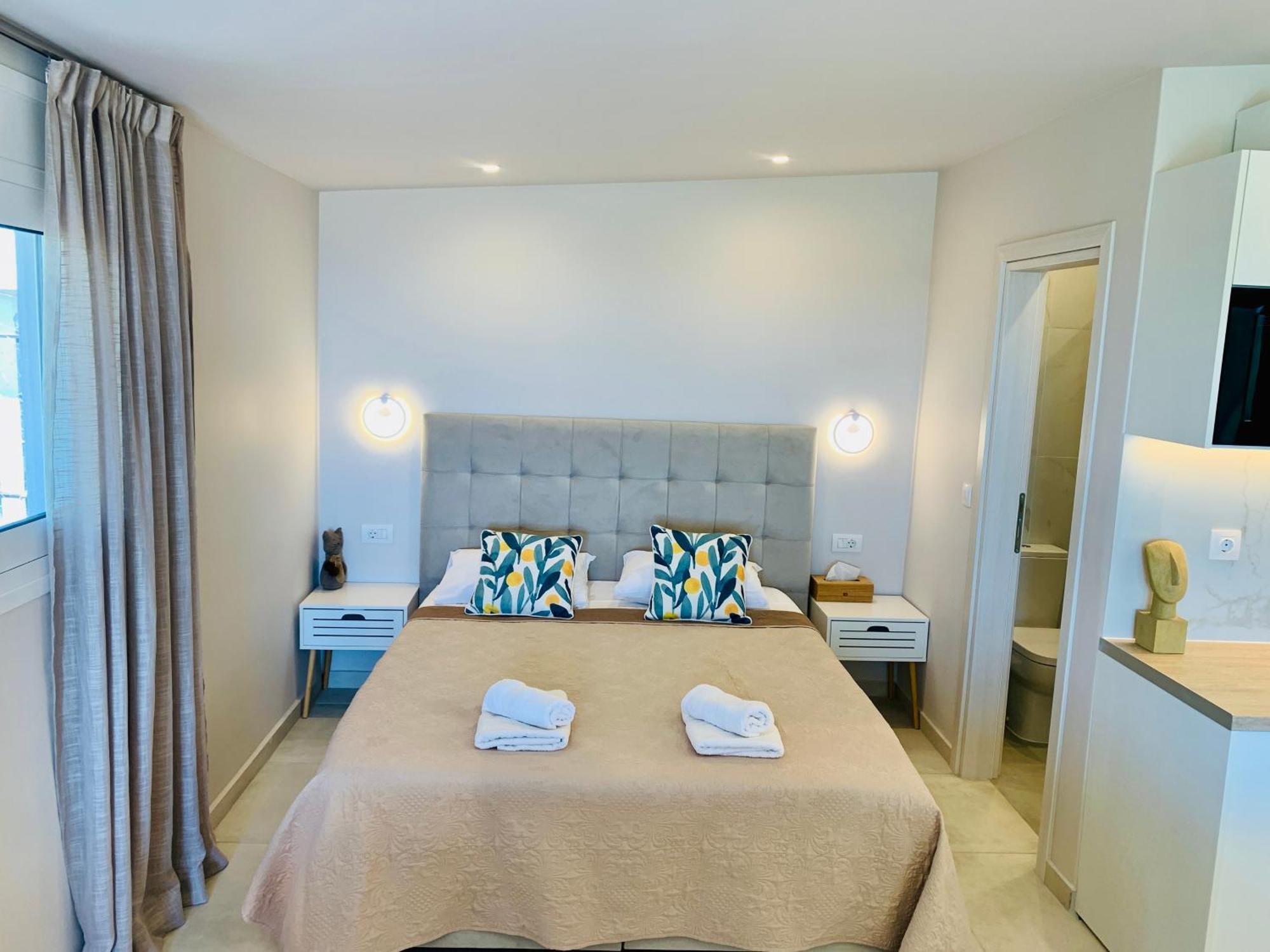 Thelfi Luxury studio in Attica - close to varkiza beach Vári Esterno foto